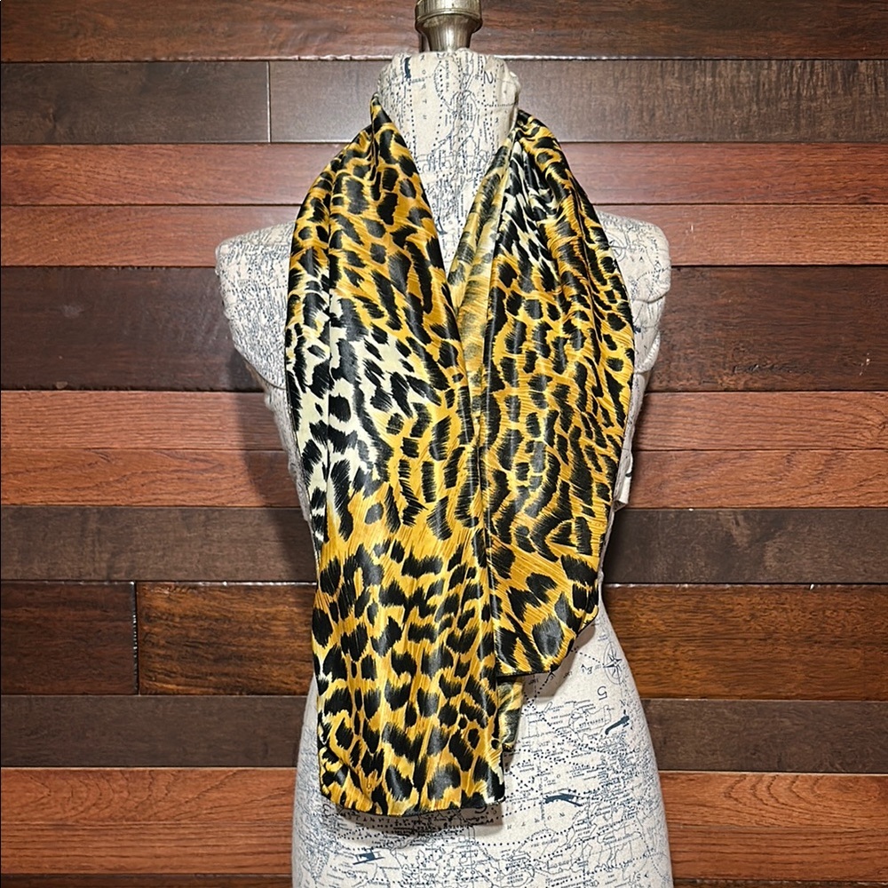 No Brand Tag Large Square Stretchy Animal Print Scarf/ Wrap
